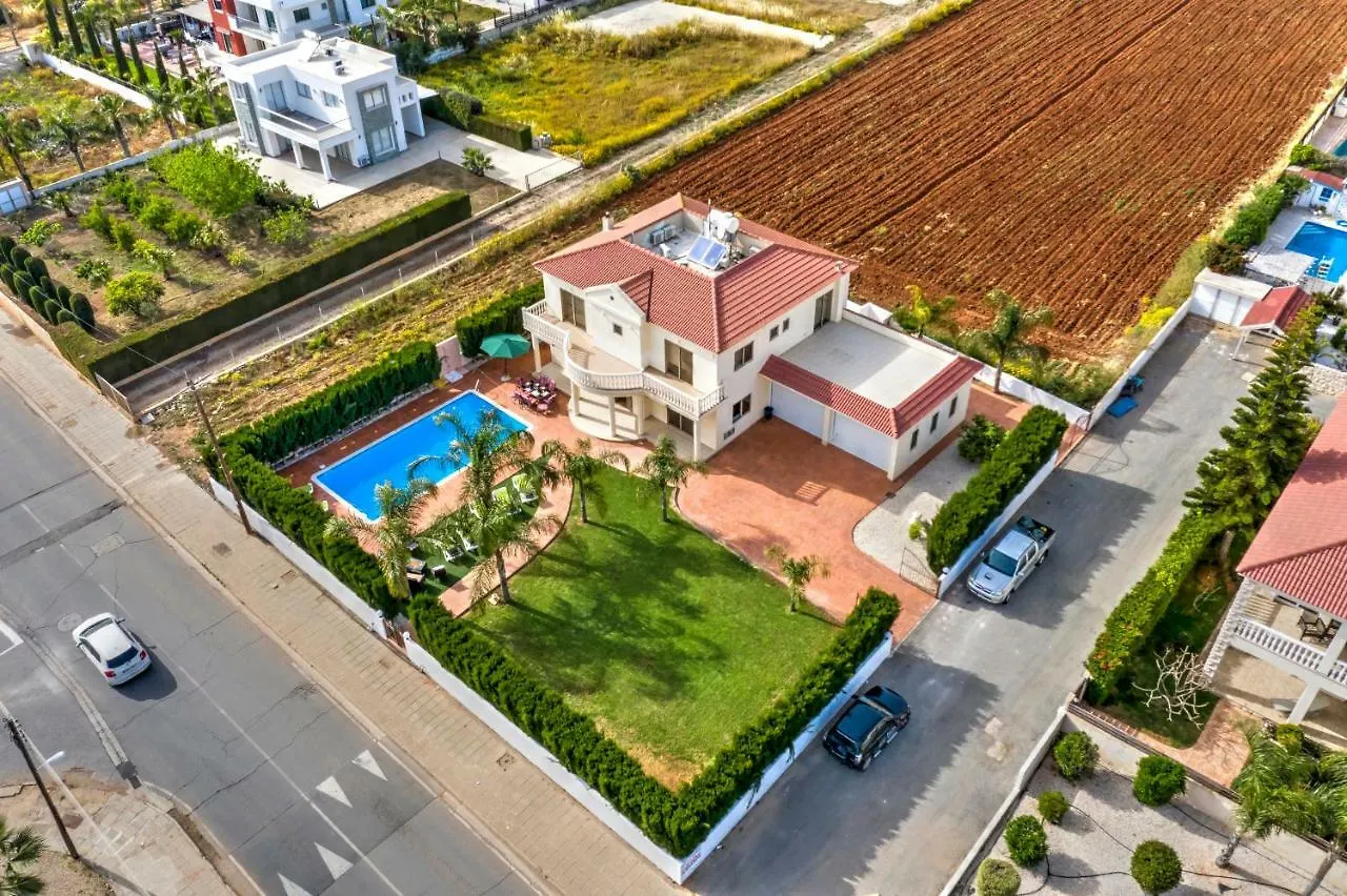 Villa Eva アヤナパ 別荘